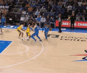 鬼魅节奏！亚历山大逆天刹车撤步回马枪 古德温直接行跪拜礼?