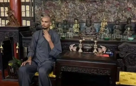 朱彦硕：文班似乎很注重内在的修为 思想转化后有益于竞技状态