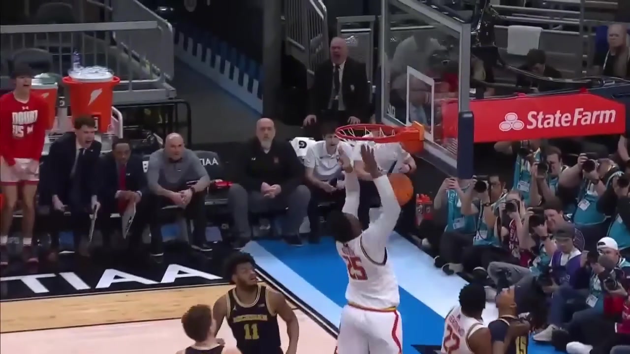 下一个兰多夫？德里克-奎因：攻传俱佳 拥有后卫运球技术的大杀器